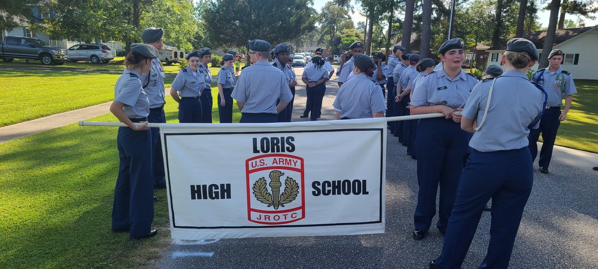 lorisHSPrin42's tweet photo. #lorisjrotc representing #lorishighschool with pride. #bringingprideback https://t.co/TSQba1xmD3