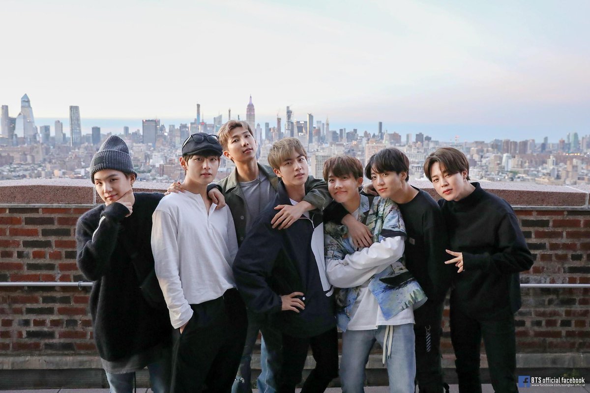 btsjinkun's tweet photo. 心底彼らのことを好きだなと良く考える夜中の時間だけどほんとに私の語彙力のなさのせいで上手くまとめられないんだけどトップスターなのに気取らない、彼ら自身を変えないところにまた惹かれるしすごく相手のことを思う彼らに惹かれるすごく好きなんだよな好きにならせてくれてありがとう https://t.co/GLyA6cuVOh