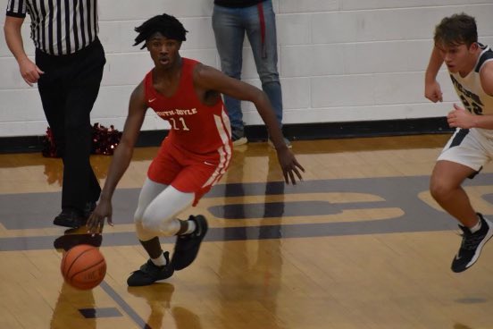 Cleveland State Men’s Basketball Team Intro: 
🔹6’7 Frosh. F Tony Sapp
🔹Strong, mobile stretch man w/ a savvy skill set!!
#SOLDIER #GOCOUGARS 🔵⚪️🔵

Highlights below 👇👇👇

hudl.com/video/3/117912…