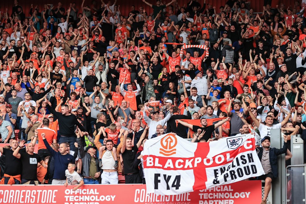 Blackpool FC - FT, Cardiff City 1 Blackpool 1 🍊 #UTMP