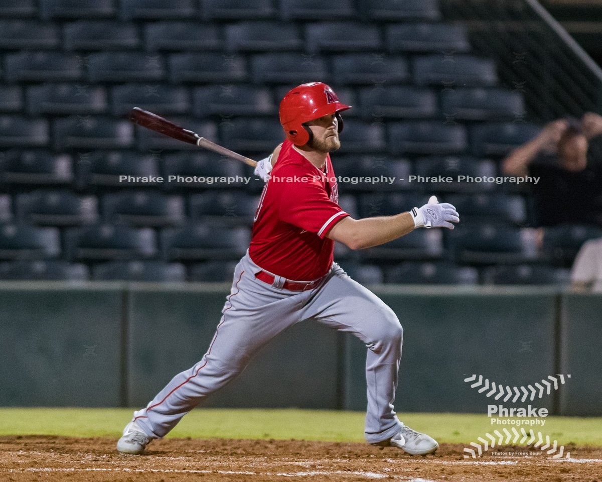 phrakephoto's tweet photo. Taylor Ward (3) Rehab OF ACL Angels
@Warrdyboy7
#angels #LAAngels #angelsbaseball #angelsfan #anaheimangels #losangelesangels #losangelesangelsofanaheim #halos #thehaloway
@AngelsMiLB
@HalosProspects https://t.co/oO8k6eyD3v