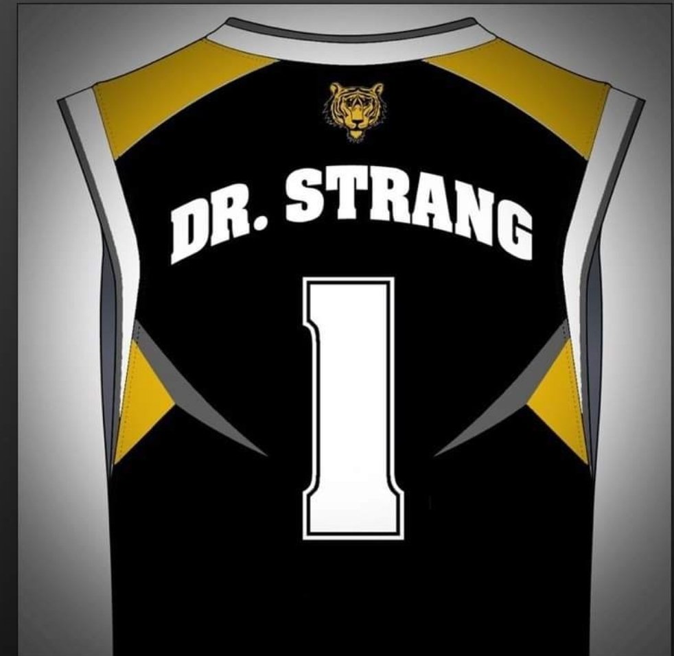 Mellyfax's tweet image. I'm on team @StrangRobert and am VERY  thankful for everything he has done for us.  I thank you ❤