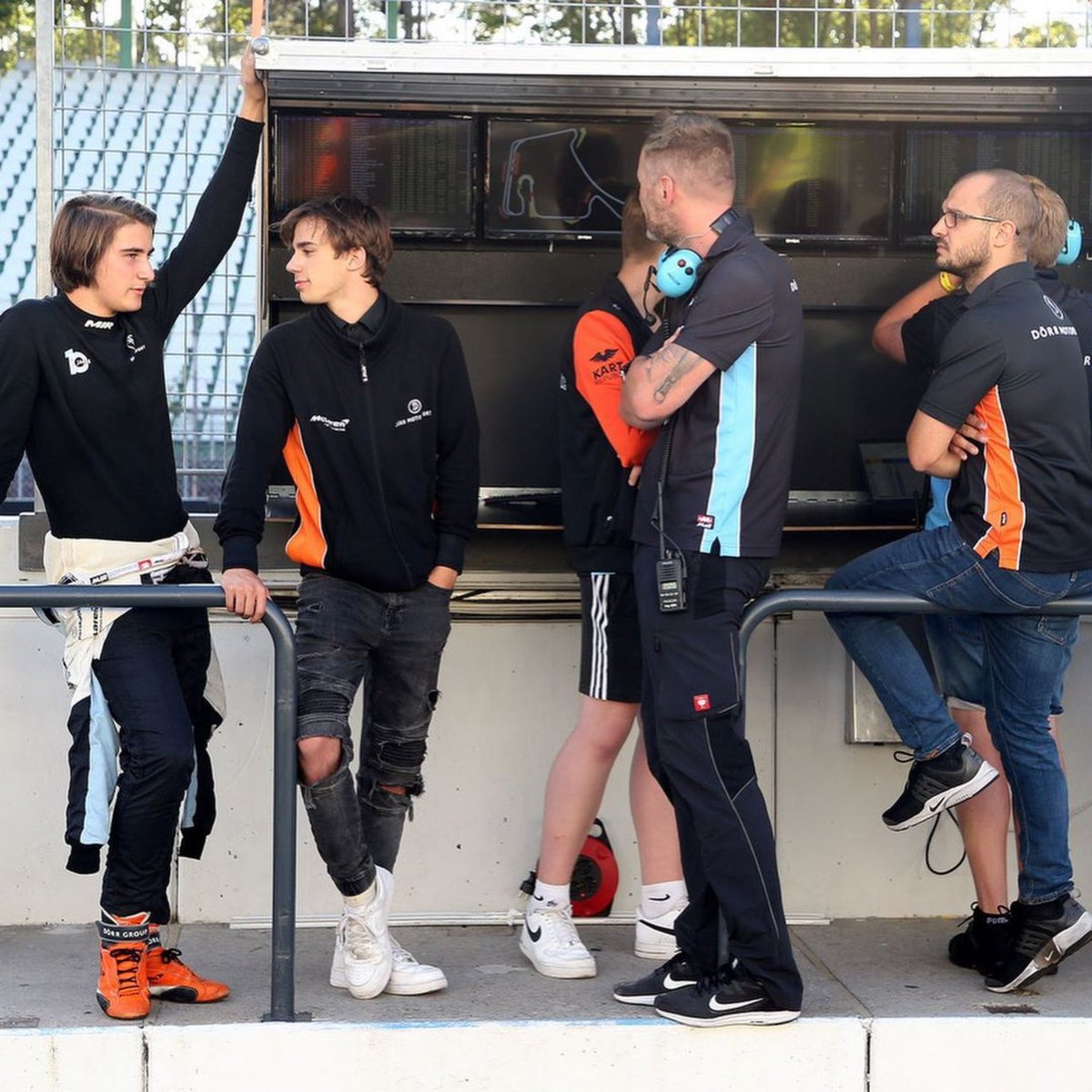 Drasal schaffte auf seinem Lamborghini im Goodyear 60 mit Rang 13 den besten Platz für Dörr Motorsport. Als 22. von 29 Rennfahrzeugen sahen die Rookies Nico Hantke &amp; Ben Dörr die Ziellinie mit ihrem McLaren. Leider ein DNF kassierten Dino Steiner &amp; Phil Dörr mit dem Aston Martin.