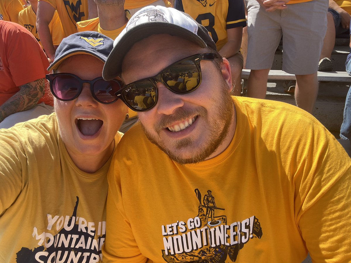 WPSLeadReader's tweet photo. Lets GOOOOOOOOOO!!! #WVUgame https://t.co/YkX8gUBubr