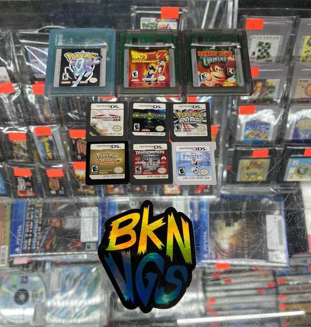 bklynvideogames's tweet photo. Todays trade-ins ##gameboyadvancegames #dsgames #gameboycolorgames #gamecubegames #segacdgame #pokemongames #fireredversionboxed #retroshop #brooklynvideogames https://t.co/Qu1i7ztBR5