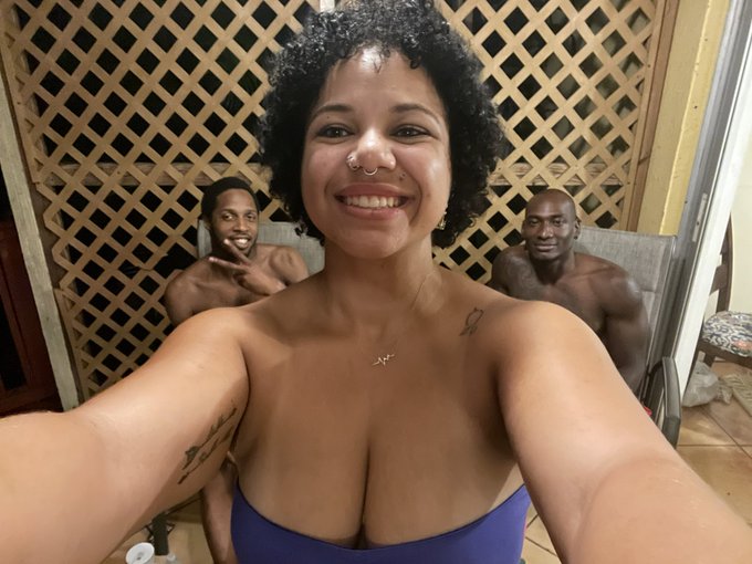 Watch Kylie Fae!! 🥰🥰's leaked NSFW photo on TwXstars