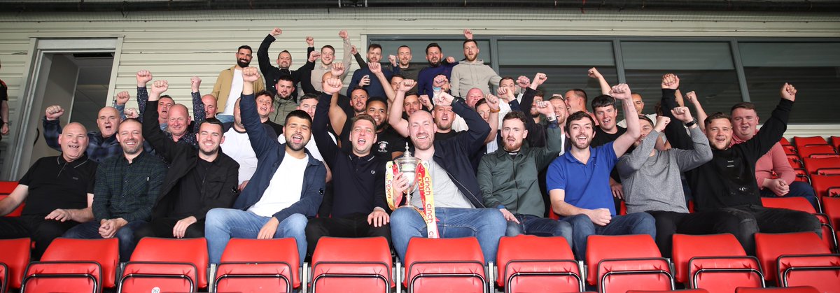 TommyTaylorPTFC's tweet photo. One a slightly brighter not our guest, Jamie had 30+ visitors from Manchester for the game - at least they had a great day in hospitality. Best Wishes for the Wedding and a safe journey home. @PartickThistle https://t.co/TRy7ifua2n