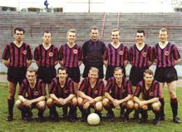 Wolfsbarg's tweet photo. El primer duelo data de 1964. Fue por primera ronda de #Pokal 🏆 con victoria 2-0 de #Eintracht 🇩🇪
Goles de Wilhelm #Huberts 🇦🇹 y Lothar #Schämer 🇩🇪 https://t.co/kM5X9laE46
