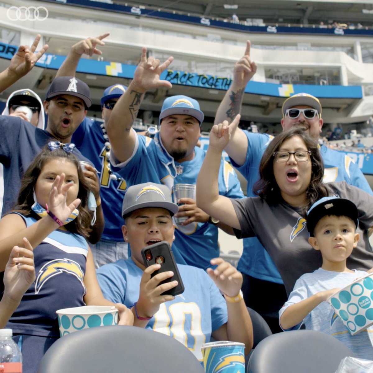a qué horas juegan los dallas cowboys