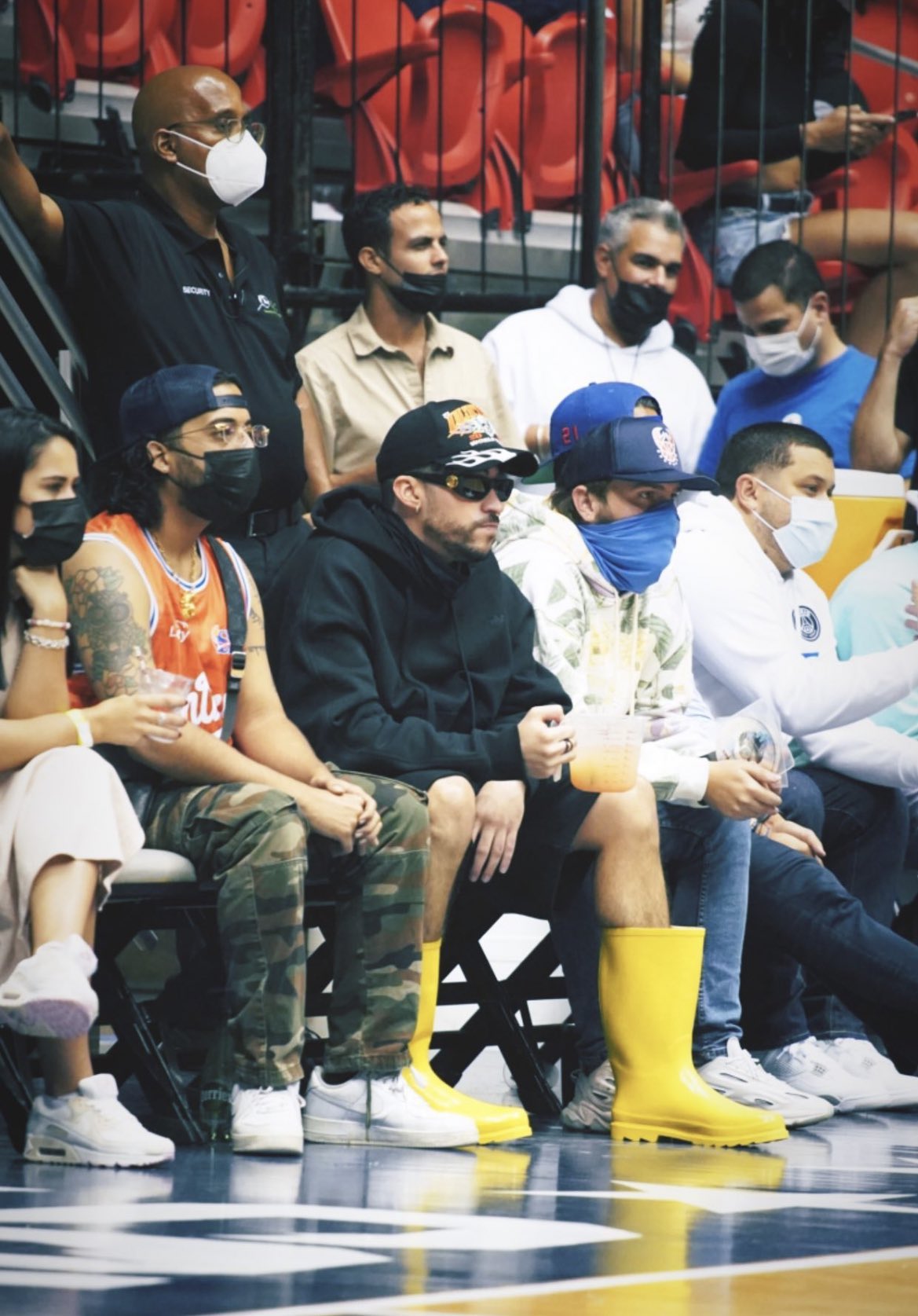 E_lanHGXoAwgrBW?format=jpg&name=large