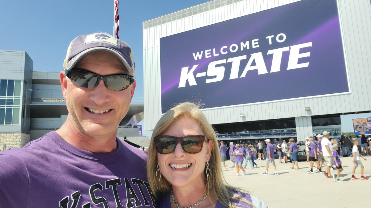 Come on Cats, let's beat Nevada!!! #kstatefb #Emaw