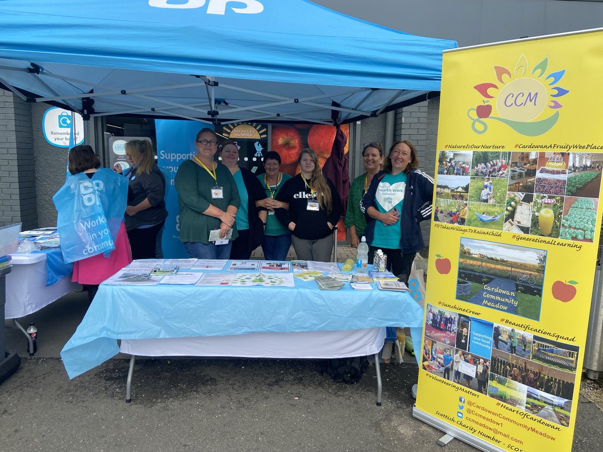 AshfordMaria's tweet photo. Great day talking to customers around all things sustainability. Lots of soft plastics collected to be recycled from the Stepps community. Thank you to @ruthhall1 @Ccmeadow1 @NorthernCorrid1  @JackieBakerCoOp and @IslaMcMillan1 for your support. @Garywilliams119 @maria_dryburgh https://t.co/UZRdSHac1S
