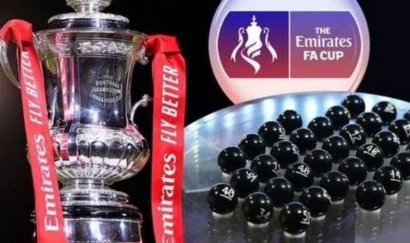 This is not a dream ! 

Monday 👀👇
1pm draw ⚫️🟠<a href="/EmiratesFACup/">Emirates FA Cup</a>