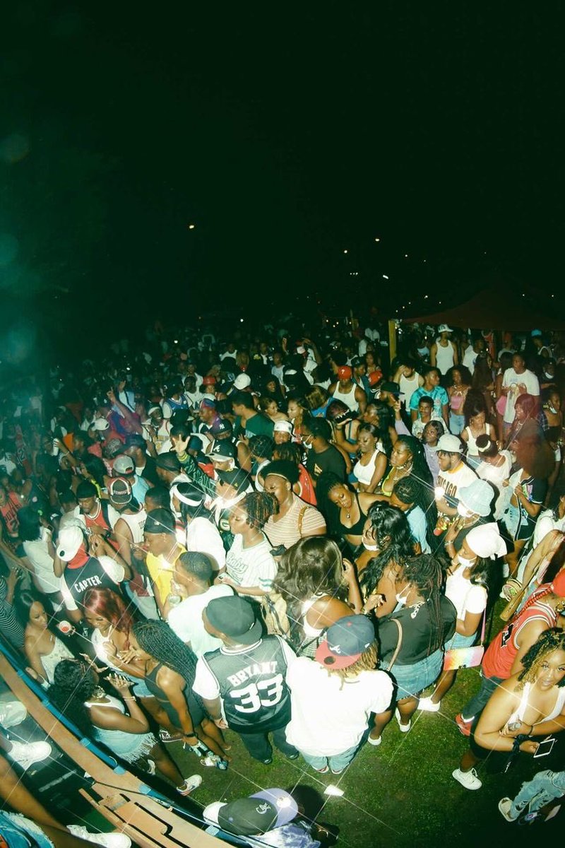 takeoff_quan's tweet photo. 🎯LAST NIGHT 2000’s Block Party @ #JSU #STRAIGHTVIBES #HBCUPRIDE #HBCU #THEEILOVE 🎥 https://t.co/R7c8ZOJ24g