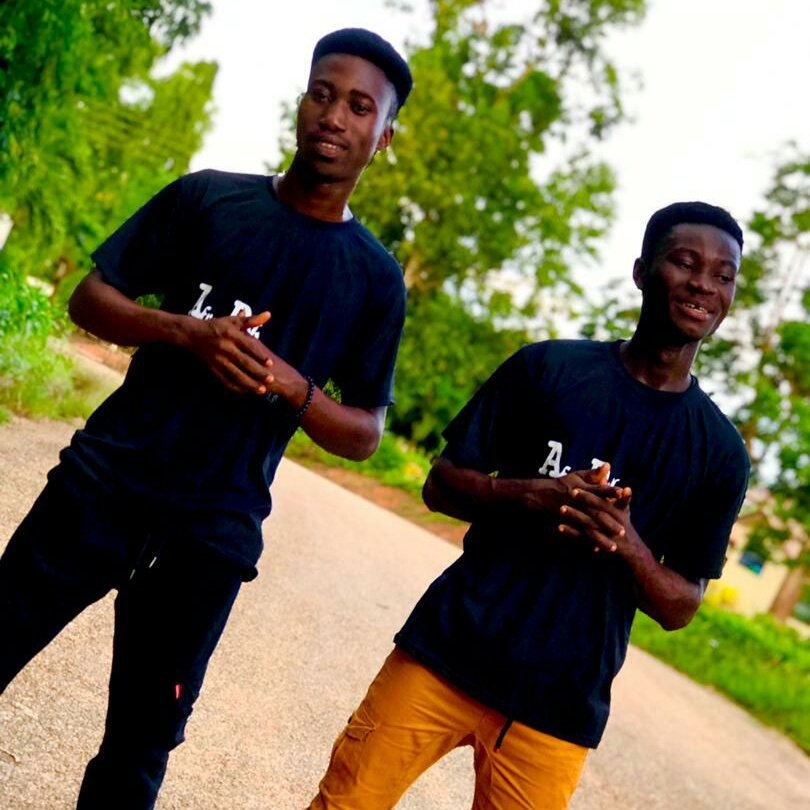 AFRODEBRAYN1's tweet photo. #NewProfilePic https://t.co/g8VEVBXaev