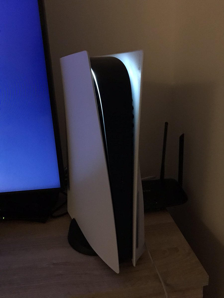 kotegann's tweet photo. 🤙🏽🖤
My new gf, say hi https://t.co/MVFGcYltMB