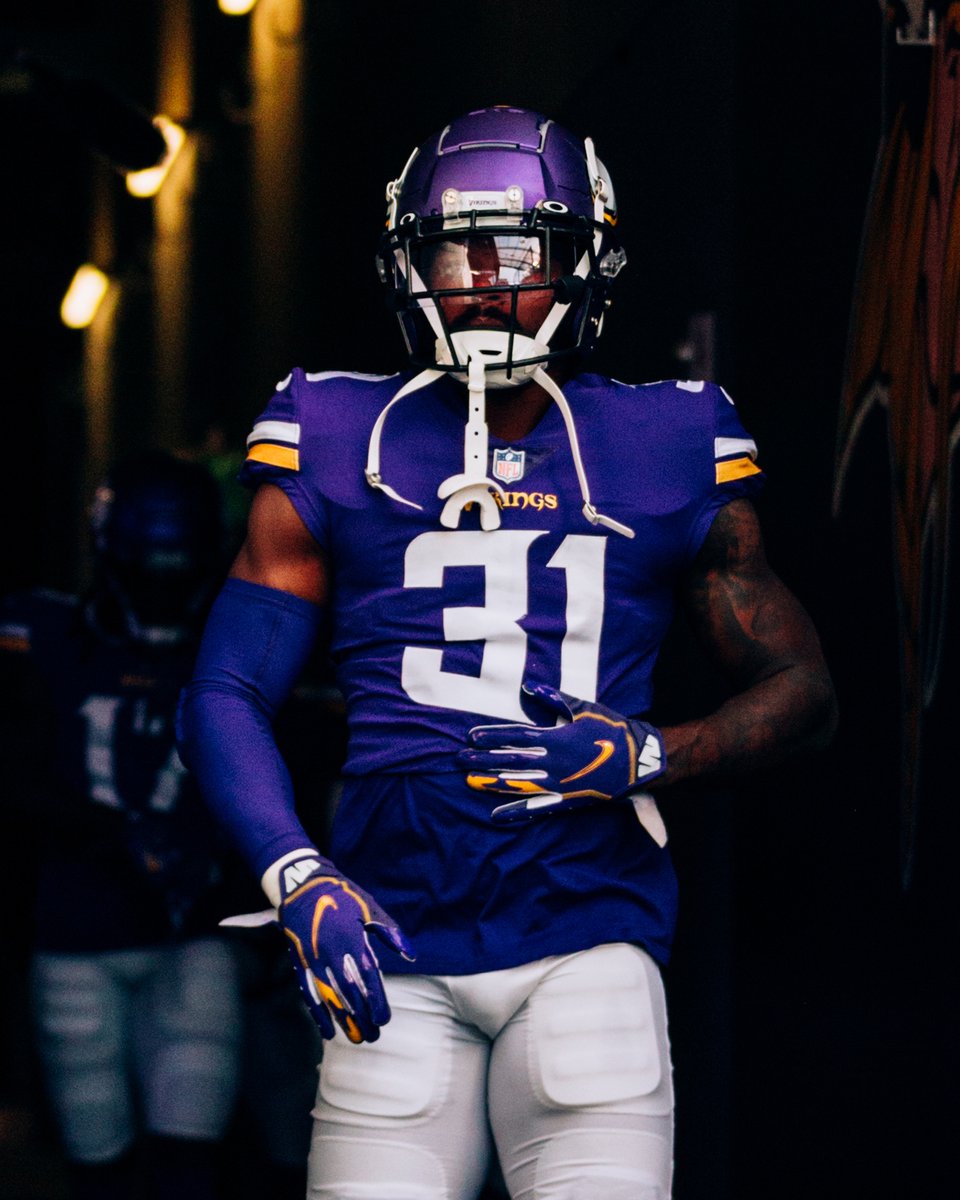 Vikings's tweet photo. The #Vikings have signed RB Ameer Abdullah to the active roster and waived TE Brandon Dillon.

S Myles Dorn and QB Sean Mannion have been elevated to the active roster for tomorrow's game. https://t.co/Zh57Mtr3J1