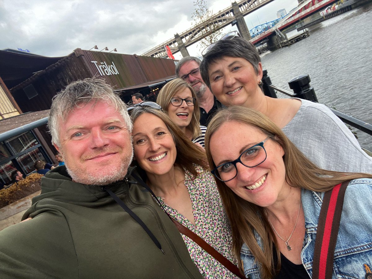 gcorrighan's tweet photo. So dam good to catch up with these guys today ❤️ #ngraphics #team #toon #bytheriver https://t.co/2kG5P44BdH