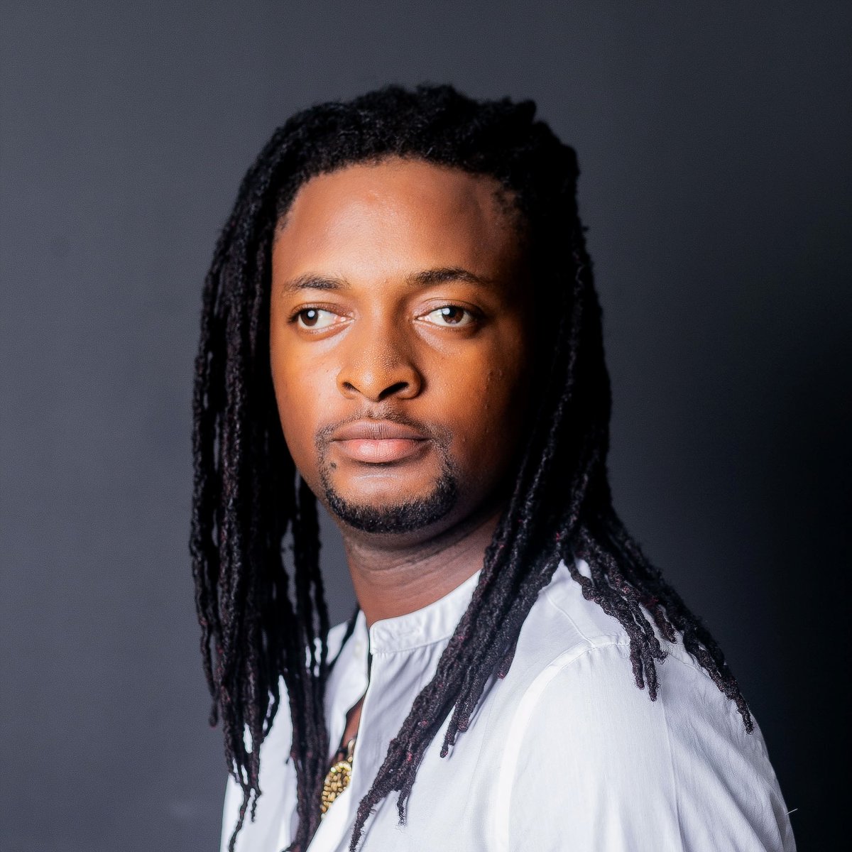 afroages's tweet photo. Afrobeat Reggae Artist @afroAges Hints fans on release of new song | see date  and more @operanews

Cc  @csmuonline_news  @afroages  @GDmediaNetwork @JonilarNet @Spintexsongs

https://t.co/ZY4xKnIrBg https://t.co/betBSXZ81F