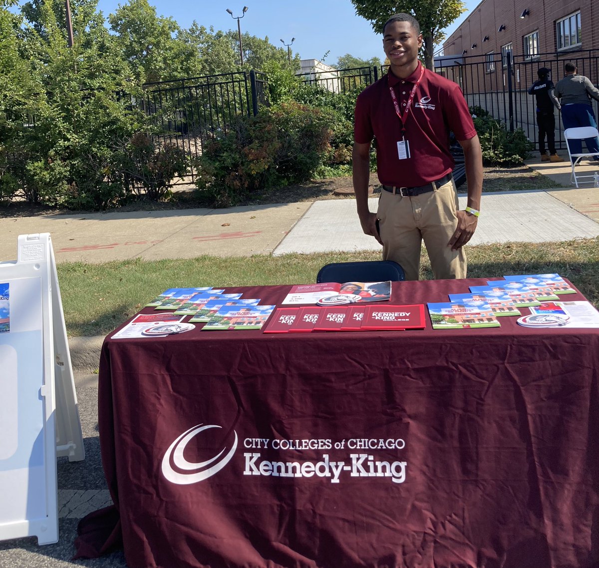 KKCAmbassadorKR's tweet photo. Currently enjoying this beautiful day at the #EnglewoodMusicFestival right @KK_College  this afternoon! #DreamBigger #DoGreater https://t.co/ANMI7ACU3U