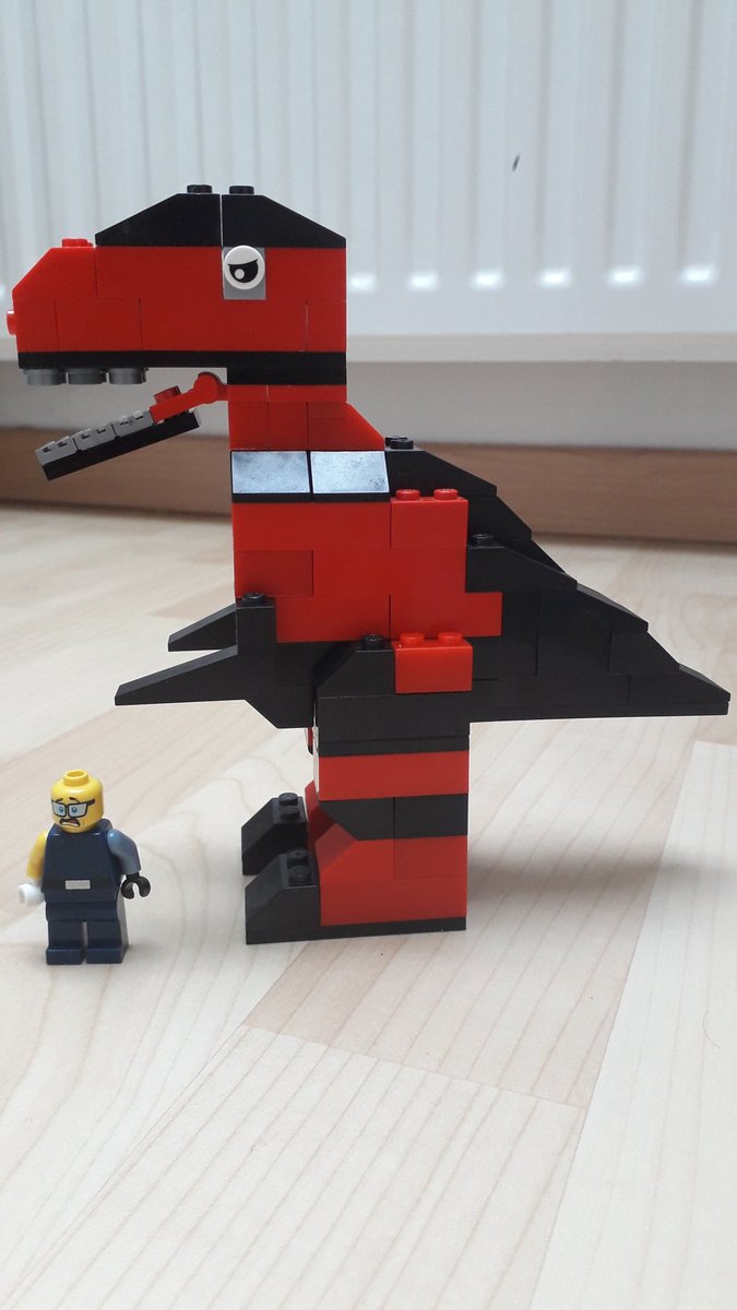 La peur : an aon
Avoir peur : kaout aon 
-Kaout aon rak (+ substantif)
Aon 'n (d)eus rak an dinosaor : il a peur du dinosaure 
-Kaout aon da (+ verbe)
Aon 'n (d)eus da vervel : il a peur de mourir 
Peur bleue 🔵 : aon ruz 🔴
Grande peur : milaon 
Sans peur : dizaon 
#brezhoneg