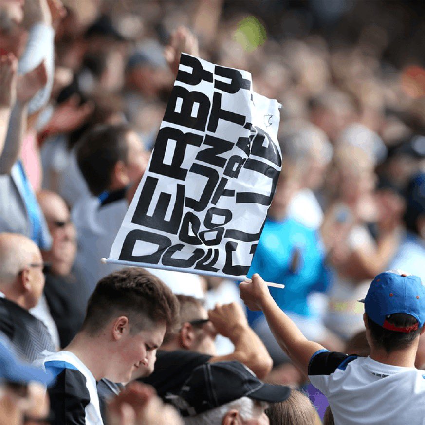 WayneRooney's tweet photo. That one was for the fans 👏🏼👏🏼👏🏼 #dcfc https://t.co/J5nbzKap9Q