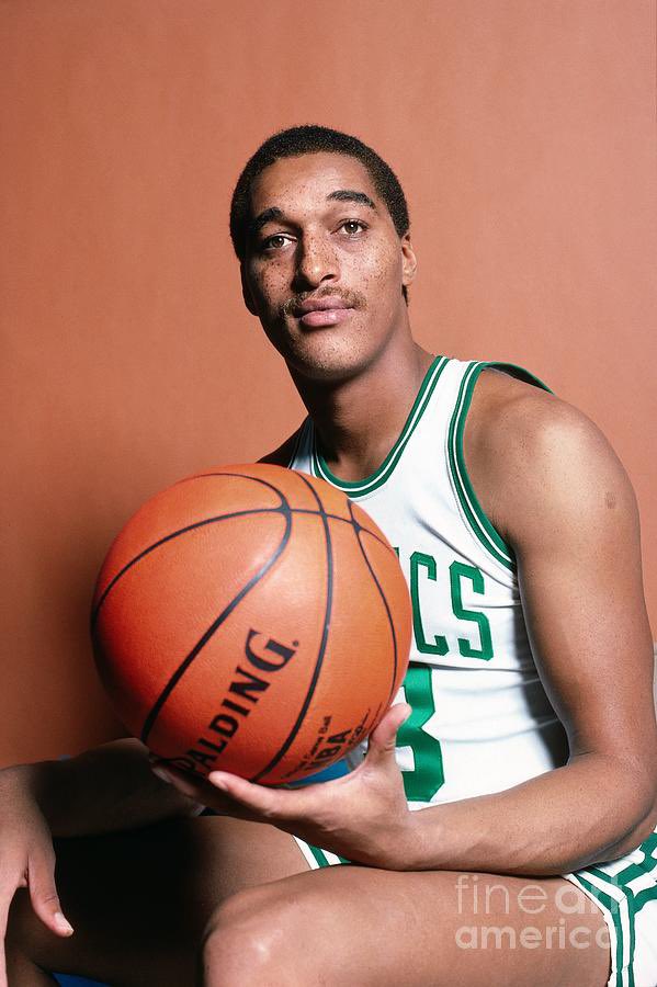 Happy Birthday to the late Celtics legend Dennis Johnson! 