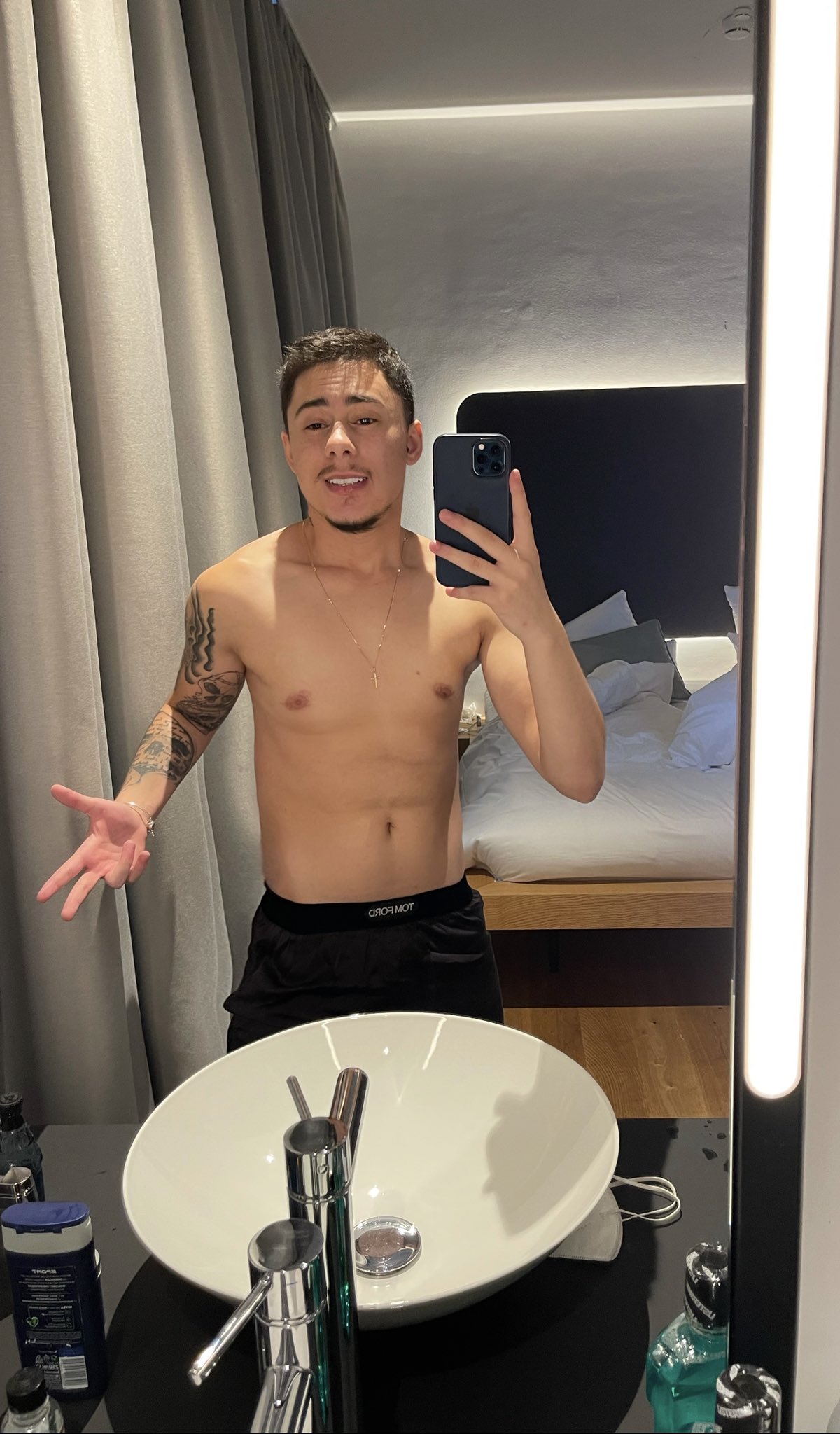 FTM ⛓ on Twitter: "With or without? come here.. 😈👅 . https://t.co