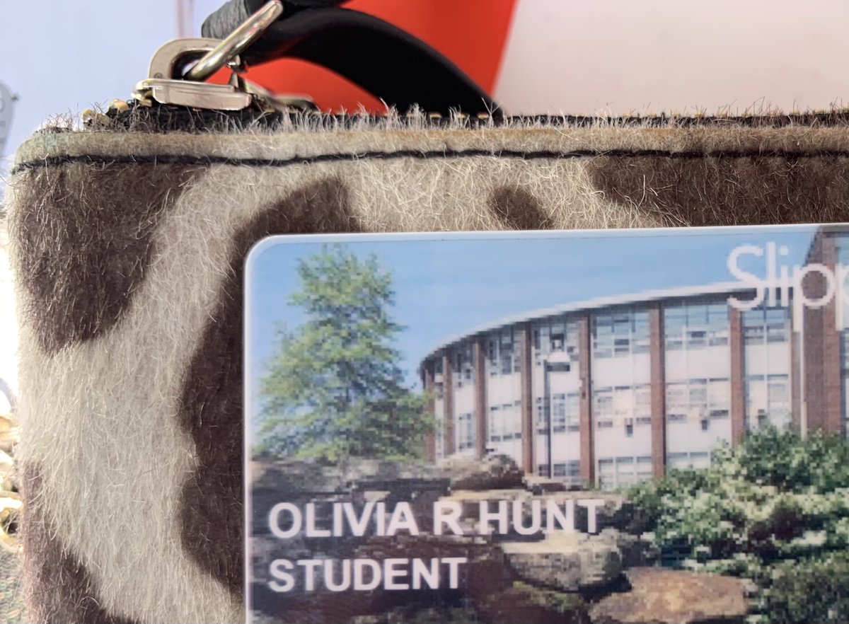 JondavidRLongo's tweet photo. Olivia R. Hunt,

Your wallet has been found at our Main Street booth at Villagefest! We will be here until 4PM for you to come pick it up.  It will, otherwise, be taken to our local police department on Water St. for you to pick up. https://t.co/F6kOgrhICM