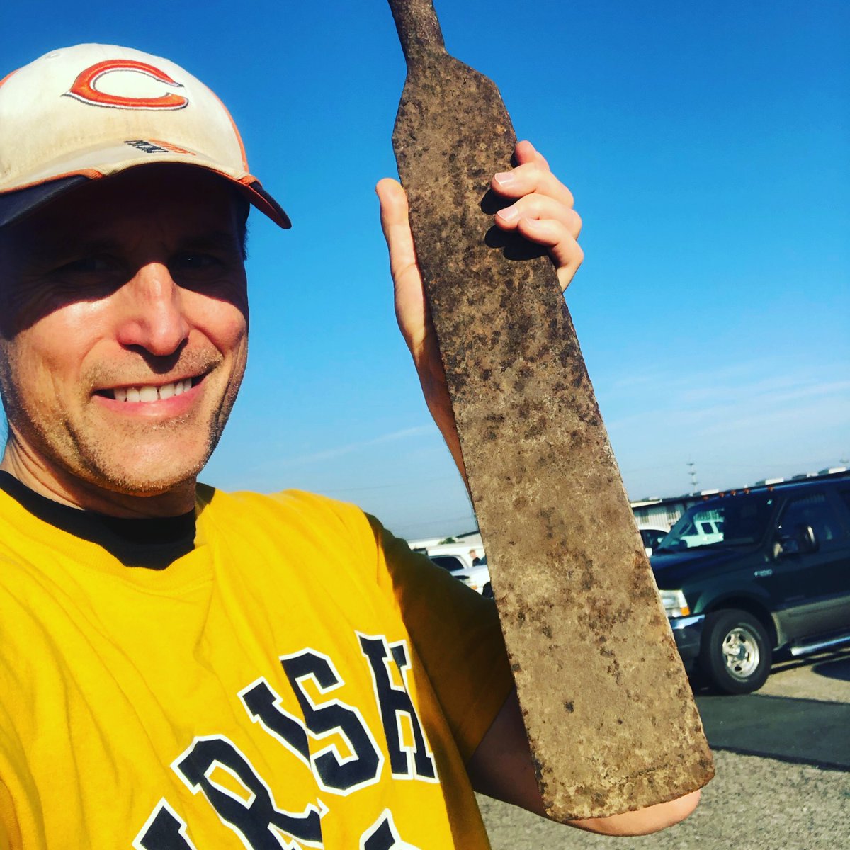 chopwithchris's tweet photo. Today I bought the biggest slick I’ve ever seen. It’s so long my arm wasn’t long enough to fit it in the picture - 24”x 3-1/4”. I’m feeling pure joy not because it only cost $20 but because I get to restore this beauty and share the journey with you! #SlickChisel #TimberFraming https://t.co/BVAYnQGy81