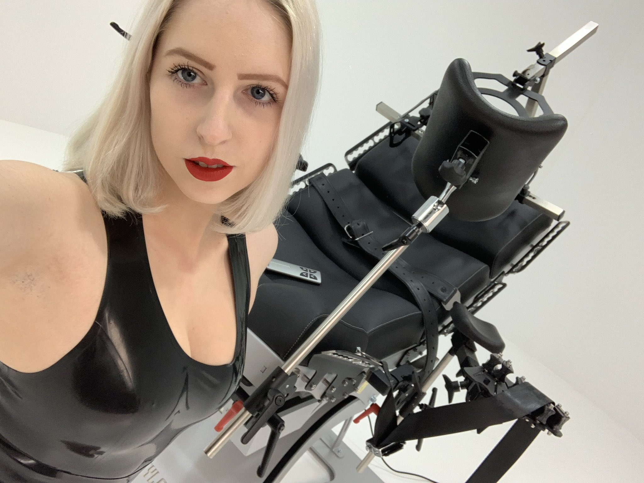 StyleFetish on X: Our Boomer: LatexVin proved 😉 latexvin model boomer  style stylefetish stylefetish_industries bdsmgermany dom domina sub  submissions chair furniture potd sm redlips selfie metal leather  t.cosGNx9bRECR  X