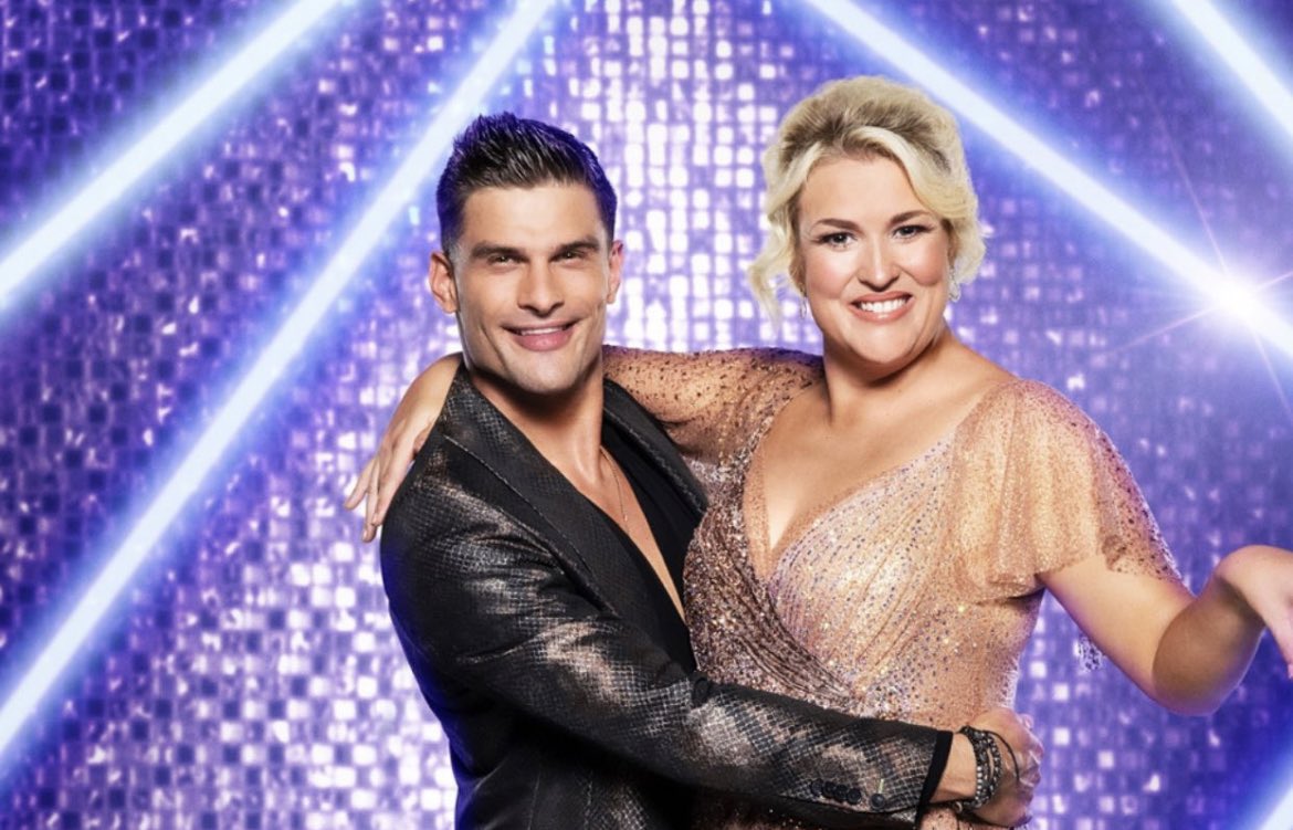 A great pairing… it’s Sara &amp; Aljaž✨ #Strictly <a href="/AljazSkorjanec/">Aljaz Skorjanec</a> <a href="/SaraDaviesCC/">Sara Davies</a>