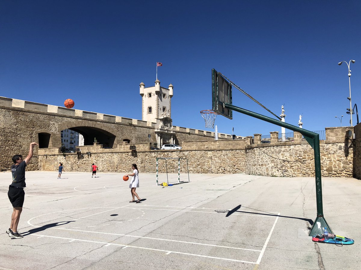 📍Cadiz, Spain <a href="/WorldWideWob/">Rob Perez</a>