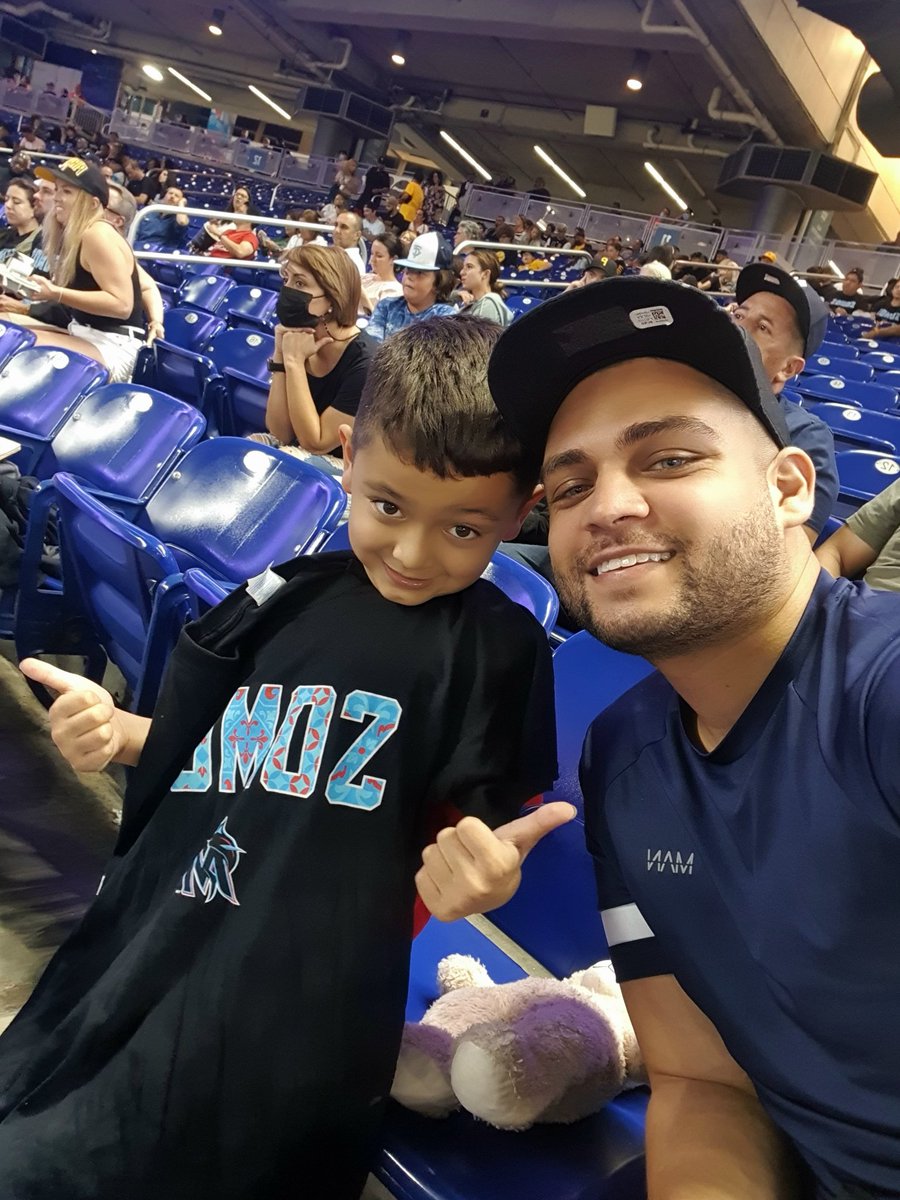 Mike__Mohan's tweet photo. @Marlins #miamimarlines https://t.co/FkAQIkQ3iQ