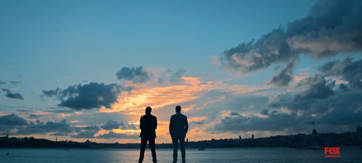 Bizim aramızda görünmeyen bir bağ var 💙
küçük bir benzeriş(:
#VarYam #AkSel #sonyaz #çukur