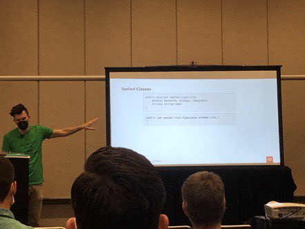 BillyKorando's tweet image. Busy week:
✅ Monday: #SipOfJava
✅ Tuesday: #JDK17 &amp;amp; dev.java released
✅ Wednesday: helped organize @kc_dc
✅ Thursday: Presented on #JDK17 &amp;amp; KCDC organizing
✅ Friday: Finished KCDC, hosted party with friends
✅ Saturday: Got married?!!

Thanks for the memories!