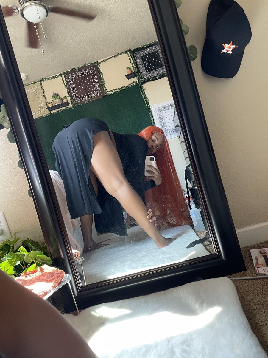 liamirandalinzy's tweet photo. Me waiting for my nigga to give me backshots https://t.co/qi8HwmbbLB