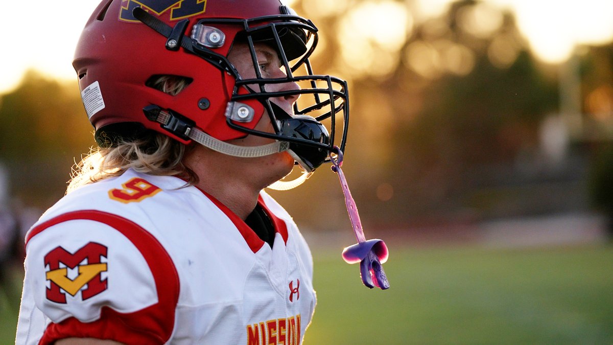 6'3 200 WR Jackson Holman from Mission Viejo is a GAMECHANGER. One of the most slept on 2023 recruits in California. Zero offers. Ranked 98th best WR in country. That will change. We've covered MV three times this season and he's a FACTOR.