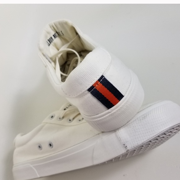 25thommy's tweet photo. So good I had to share! Check out all the items I'm loving on @Poshmarkapp #poshmark #fashion #style #shopmycloset #luckybrand #newrepublic: https://t.co/uFz3dKBw8t https://t.co/7XxvwRU6jW