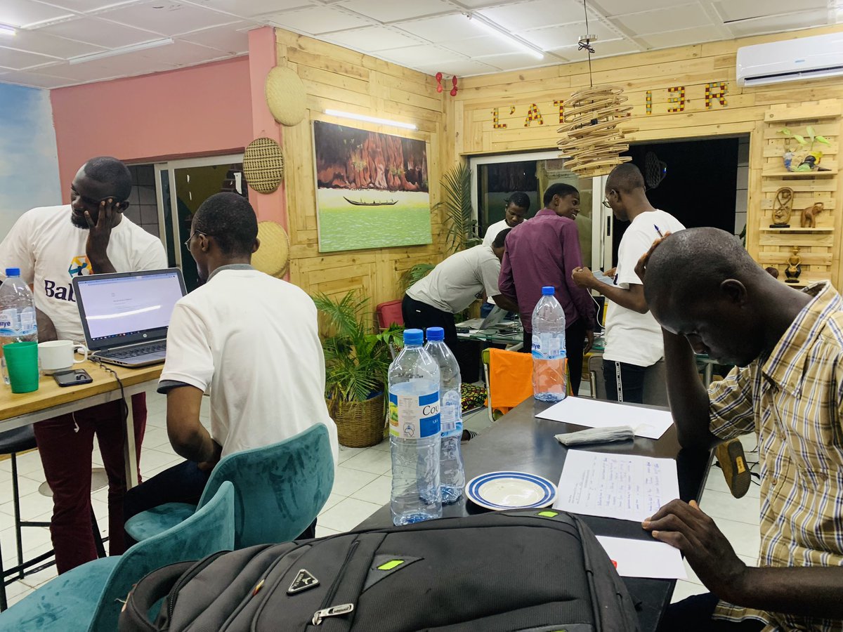 Babaata224's tweet photo. #hackathonbabaata
On ne dort pas ce soir, on bosse! Restez connecté.s, @Babaata224 sera bientôt en ligne ! 😊✅
#babaata https://t.co/L1tk749fq2