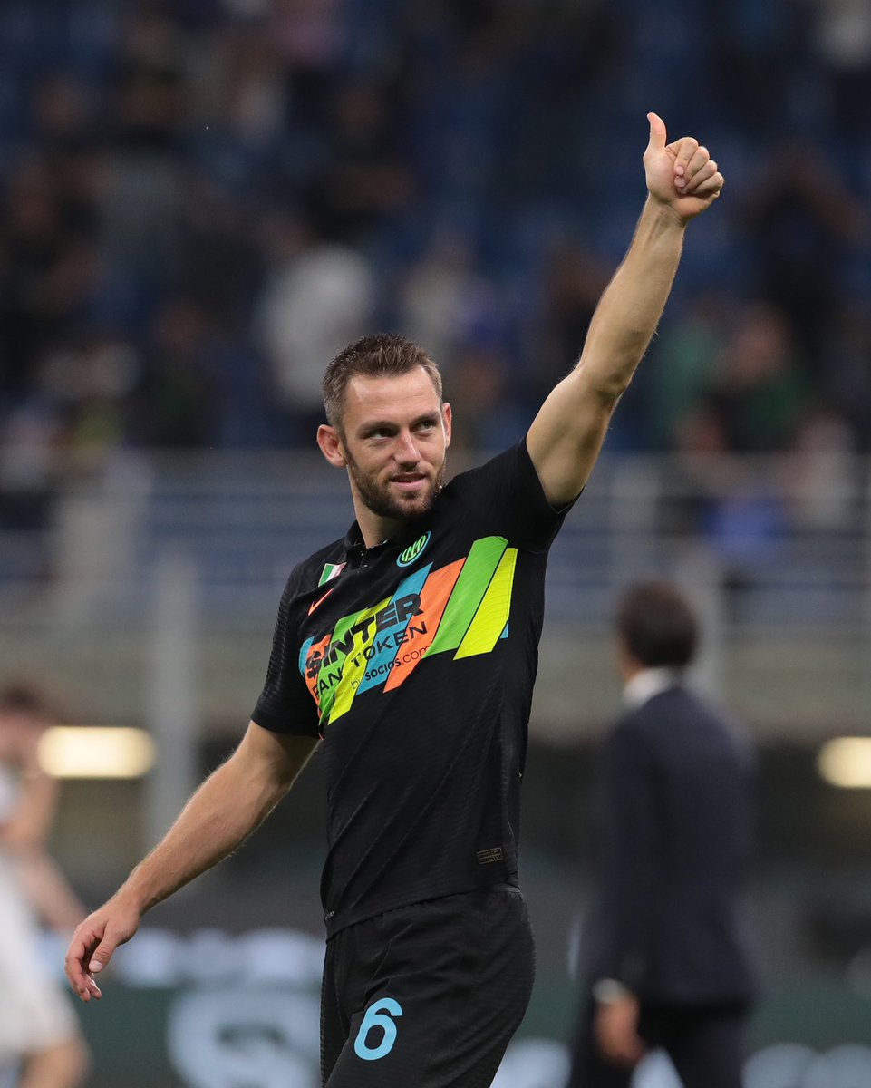 Stefandevrij's tweet image. Excellent team win… more to come! ⚫️🔵💪🏼 #ForzaInter

Grande vittoria di squadra! Avanti così ⚫️🔵💪🏼 #ForzaInter