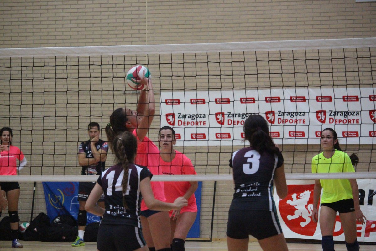 RODI BALAFIA LÉRIDA Y EL CLUB VOLEIBOL OLOT REVALIDAN EL TÍTULO DE CAMPEONES DEL TROFEO IBERCAJA CIUDAD DE ZARAGOZA

facebook.com/16972993971599…