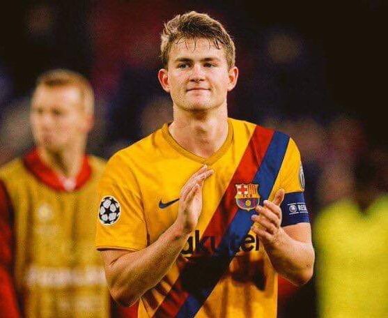 Melvinpastoree's tweet photo. 📢 ÚLTIMA HORA || Mino Raiola ha abierto la puerta al neerlandés Matthijs De Ligt para que deje a la Juventus este próximo verano. El joven central vería con buenos ojos su posible llegada a Barcelona. Recuerden que ya estuvo en nuestro radar hace par de añitos. #FCBlive 🔵🔴 https://t.co/ajVUHQFHM6