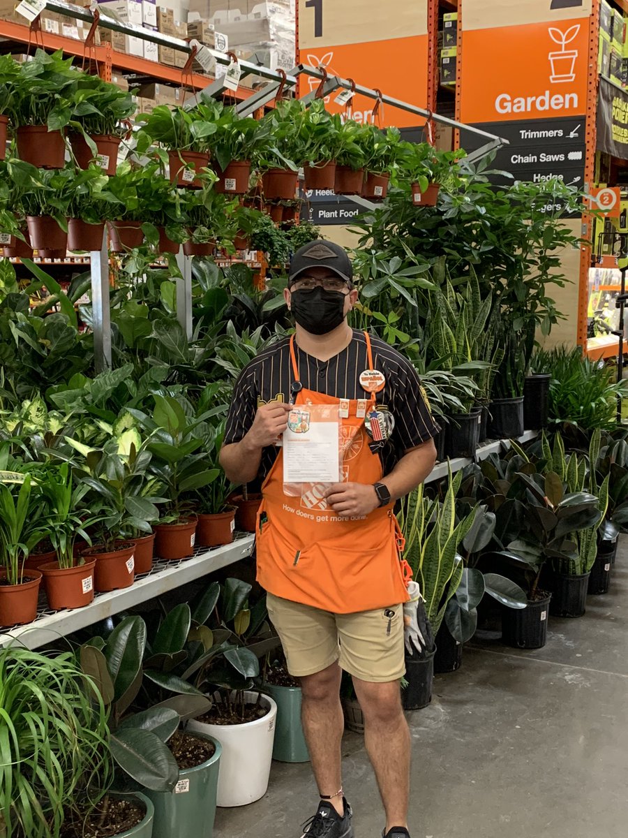 Chad Kraus (@chadkrausthd) on Twitter photo We wanted to recognize Carlos our service desk supervisor at #482 for his excellent customer service.A customer sent me a letter stating she would never shop at any competitor because of his service.Great Job Carlos! <a href="/NagyAndrew/">Andrew Nagy</a> <a href="/JessHodgesTHD/">Jess Hodges</a> <a href="/PaulRodTHD/">paul rodriguez</a> <a href="/Catrina482THD/">Catrina</a> We wanted to recognize Carlos our service desk supervisor at #482 for his excellent customer service.A customer sent me a letter stating she would never shop at any competitor because of his service.Great Job Carlos! <a href="/NagyAndrew/">Andrew Nagy</a> <a href="/JessHodgesTHD/">Jess Hodges</a> <a href="/PaulRodTHD/">paul rodriguez</a> <a href="/Catrina482THD/">Catrina</a>