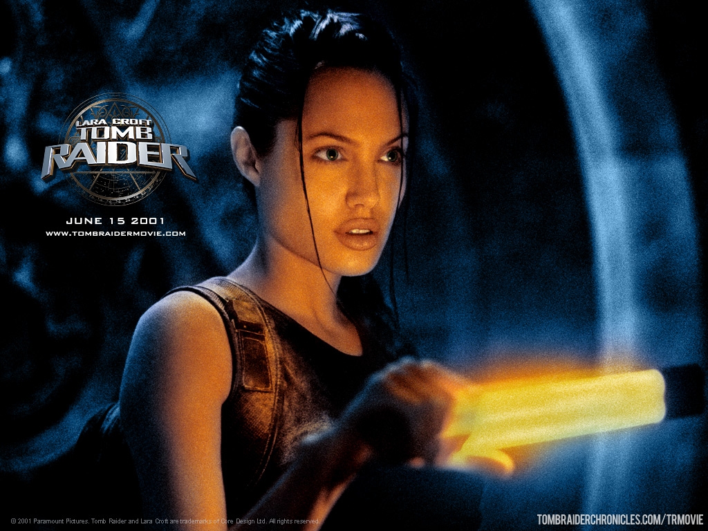 I had to dig deep for this one. Lara Croft Tomb Raider starring Angelina Jolie released in 2001 and earned more than 250M in revenue. Here are both high and low resolution assets inc. production photos, set images and more. #tombraidermovie #angelinajolie tombraiderchronicles.com/trmovie/