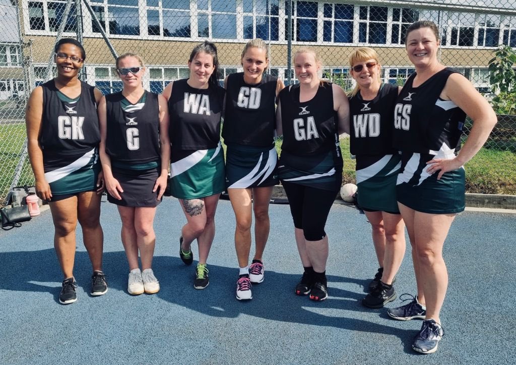 DynamosHerts's tweet photo. A tough outing for the St Albans ladies with just 7 players and an injury in the 3rd quarter π€π€ͺbut they still had fun in the sun π #ladiesnetball https://t.co/W6lnLQaYrO