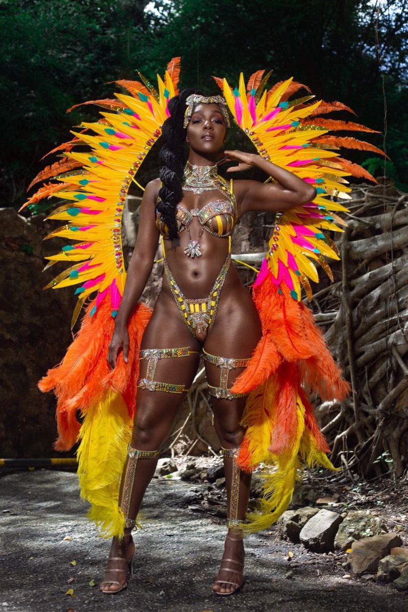 SEKONSTA's tweet photo. Join @Jamishnessmas 👑La Reina👑 in Miami with the @wassiones before it's too late!
Registration closes this weekend!
Model: @seiky_steph
Airbrush glow by @kervyn5
#miamicarnival2021 #jamishness #lareina #queenofthesouth #wassiones https://t.co/amlpzMlWZe