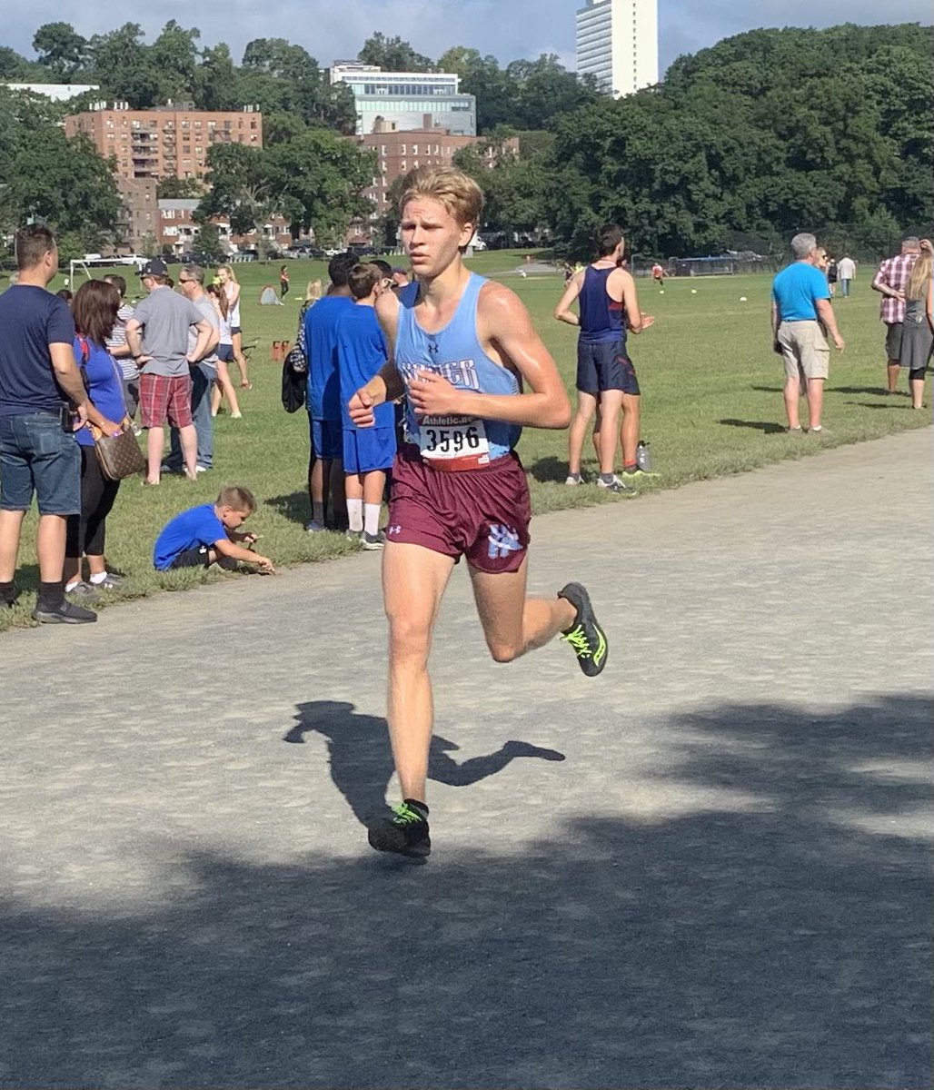 GannonTim's tweet photo. A championship type day for Xavier Knights at Van Cortland! @xaviertrack @knightknationXH @XavierKnights https://t.co/HXsyXodSoL