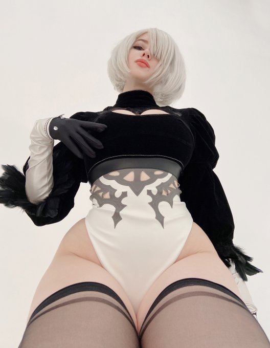 Hey! 
A new 2B set is going to be available tomorrow on my 0nlyF@ns (ˆ⌣ˆc)

Btw my B-day is coming (September