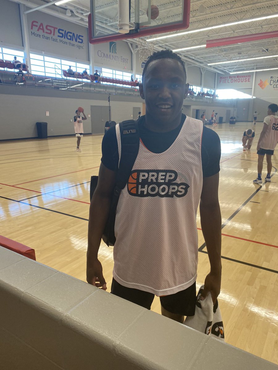 acta_hoops's tweet photo. Kenneth Garth 6’2” 2022 Westosha Central: WOW! Had 1 of the best performances I’ve seen today. High flyer, strong drives, talks, the kid even took a charge. In an exposure camp. @Evan_Flood @PrepHoops_WI #prephoopstop250 https://t.co/1DqGBAMziB